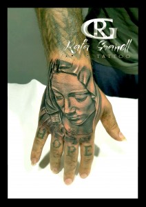TATTOO#PIEDAD#PIETA#MIGUELANGELO#MIGUEL#ANGEL#ESCULTURAS#MANO#MANOS#RAFA#GRANELL#TATUADOR#VALENCIANO#VALENCIA#MANO TATUADA#REALISMO#REALISTA#ESCULTURA#RGTATTOO#REALISTAS#