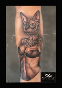 BASTET#GATOS#DIOSAS#EGIPCIAS#DIOSES#EGIPCIOS#EGIPTO#TATUAJES#EGIPCIOS#REALISTAS#REALISMO#TATUAJE#TATTOO#TATUADOR#VALENCIANO#RGTATTOO#RAFA#GRANELL#MEJORES#MUNDO#BLANCO#NEGRO#PIERNA#