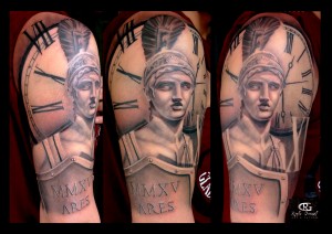 ares#esculturas#griega#dioses#mitologicos#mitologia#griega#escultura#relojes#reloj#realismo#realista#tattoo#tatuajes#valencia#tatuador#valenciano#rgtattoo#rafa#granell#blanco y negro#numeros#romanos